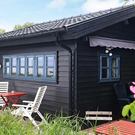 4 Person In Bogense-by Traum * Bogense